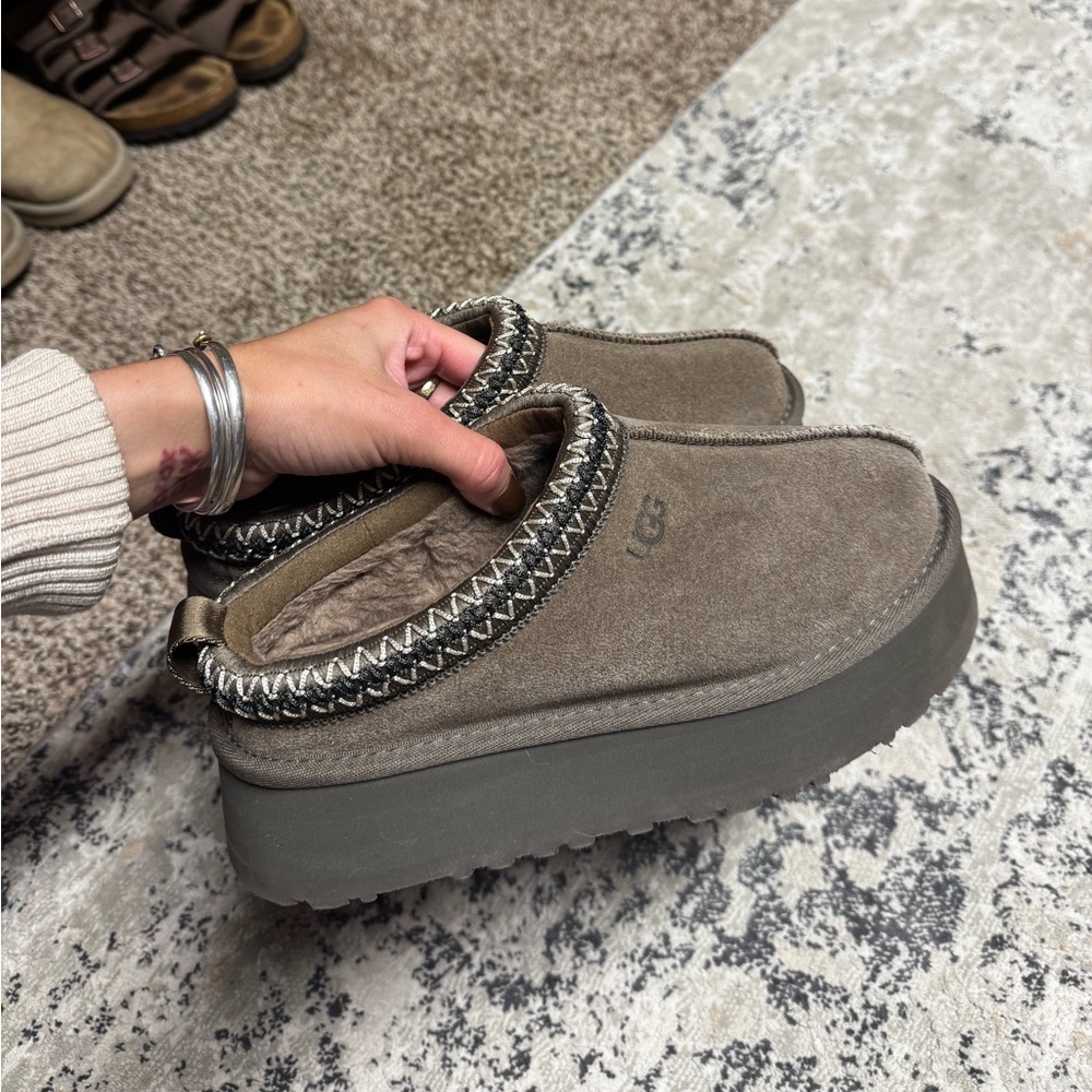 Women’s UGG Tazz Slippers